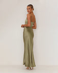 Isabella | Halterneck-Kleid mit Rückenausschnitt und Seitenschlitz
