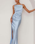 Isabella | Halterneck-Kleid mit Rückenausschnitt und Seitenschlitz