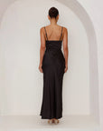 Isabella | Halterneck-Kleid mit Rückenausschnitt und Seitenschlitz