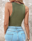 Mila | Gepolstertes Tanktop mit Figur-Boost