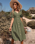 Theda | Damen-Midikleid mit Knopfleiste, kurzen Ärmeln und formgebendem Schnitt