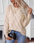 Liora | Warmer Strickpullover mit Zopfmuster