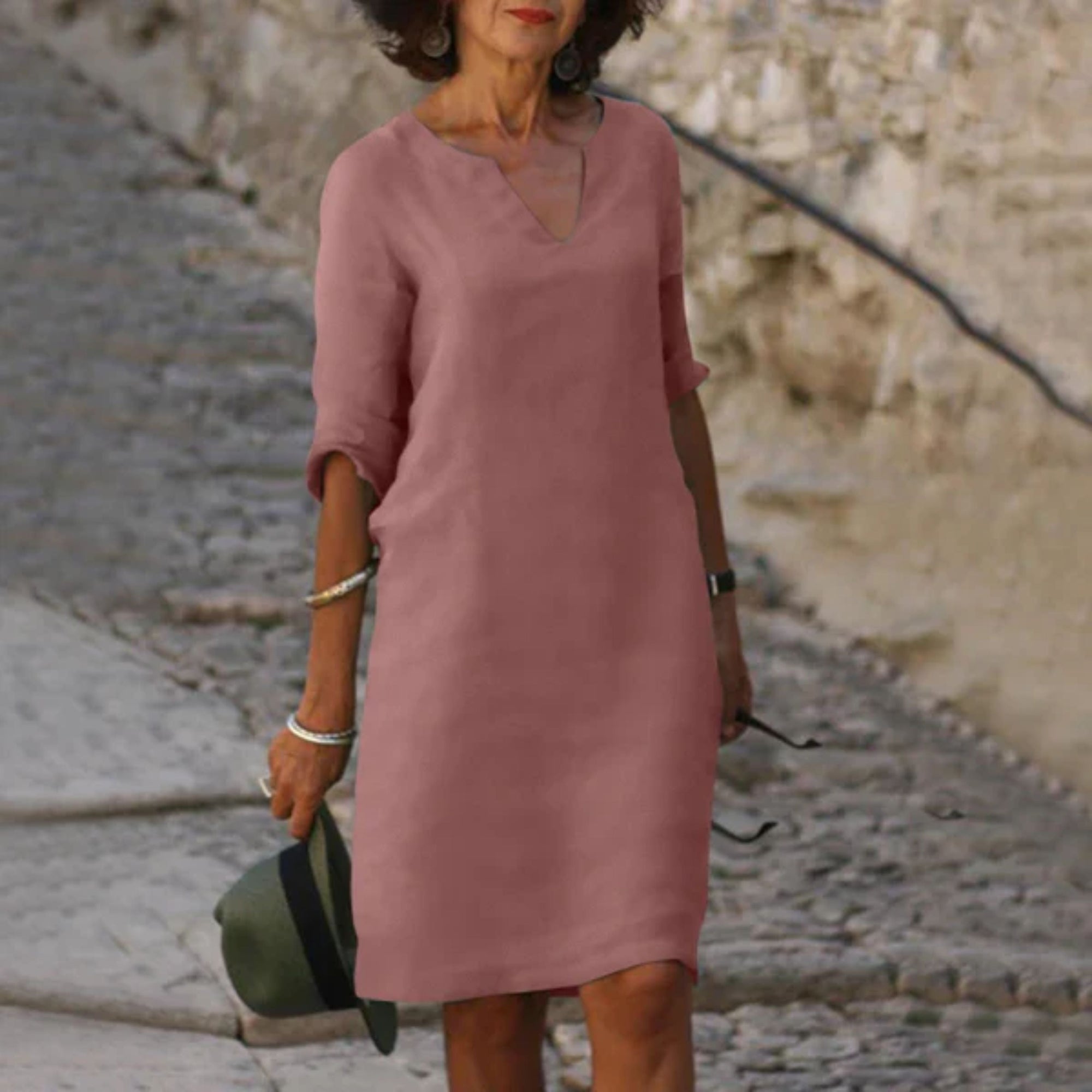 Marvella | Damenkleid mit V-Ausschnitt und Dreiviertelärmeln