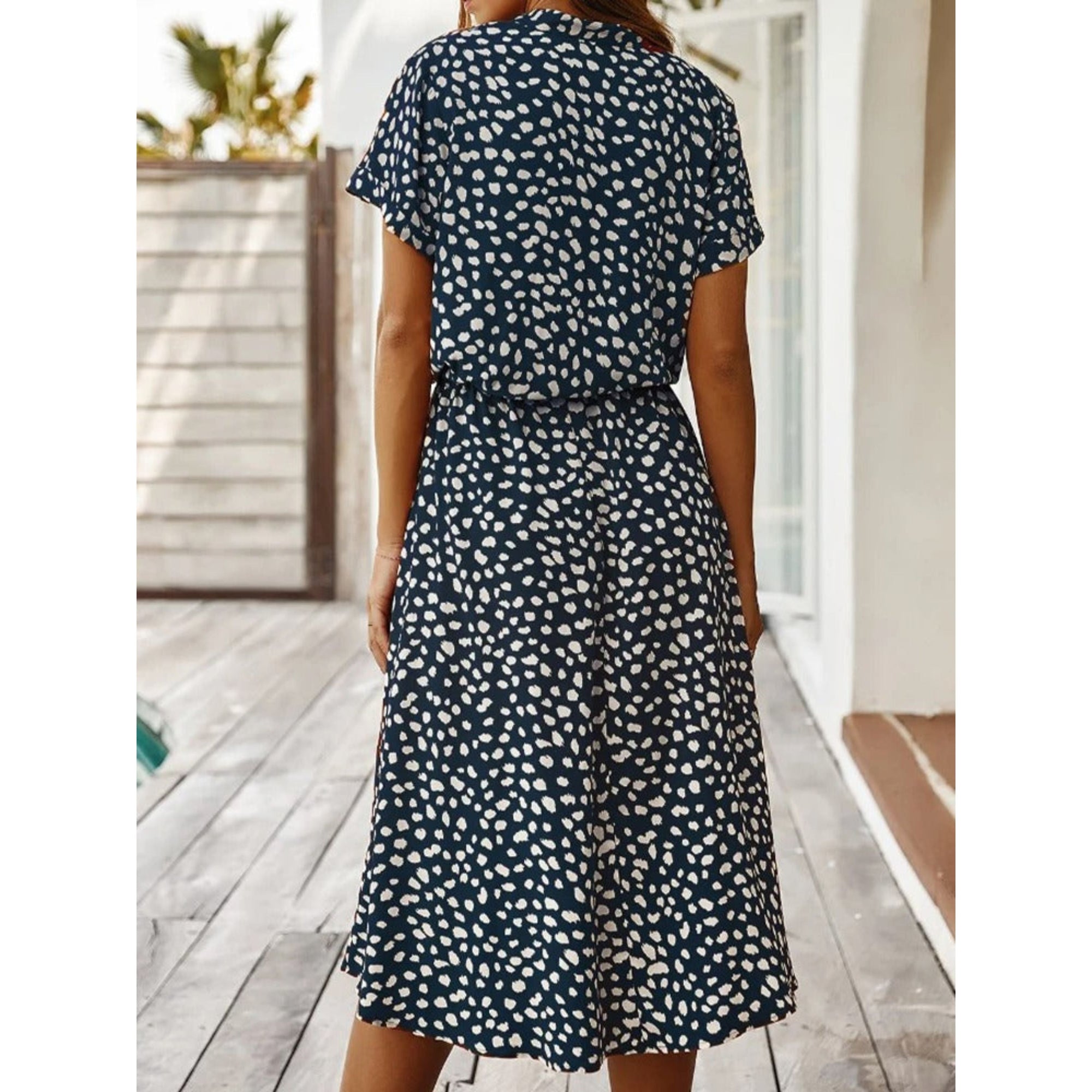 Amira | Knopf-Down-Midikleid mit Bindegürtel