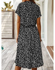 Amira | Knopf-Down-Midikleid mit Bindegürtel