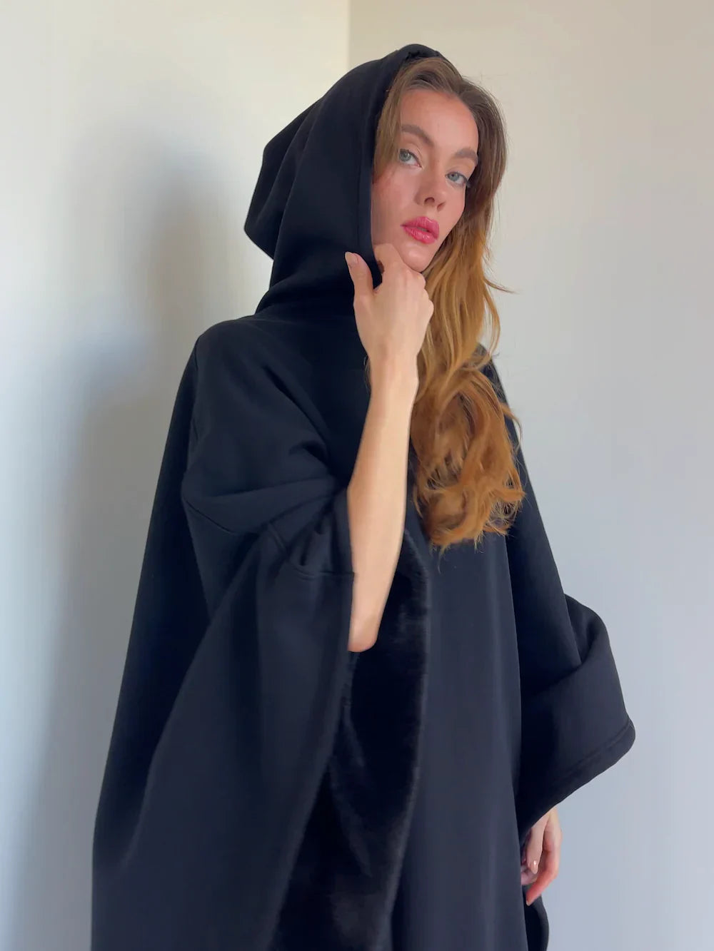 Marla | Oversized Damen-Hoodie-Decke mit Ärmeln