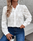 Elodie | Bluse mit filigraner Blumenstickerei