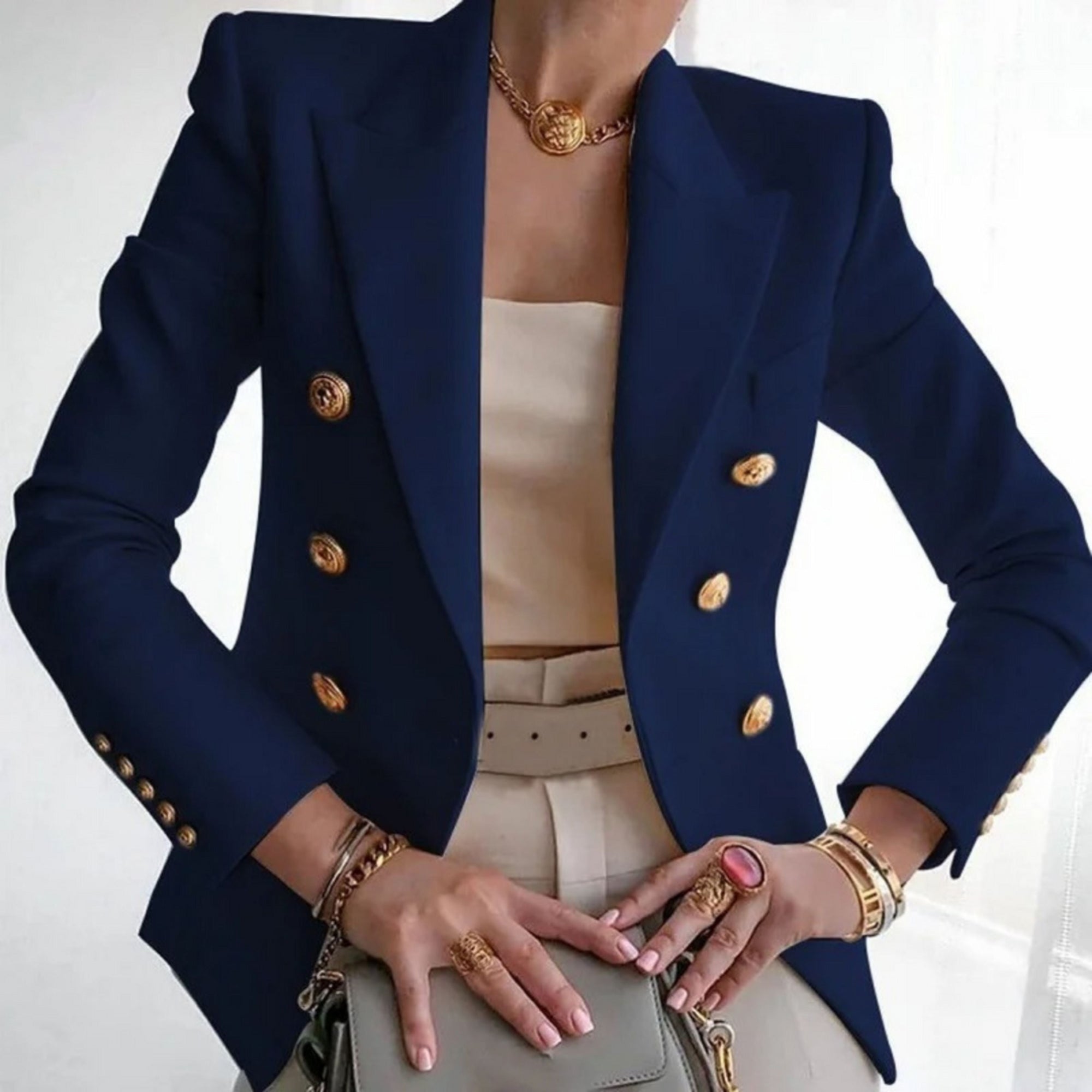 Chiara | Damenblazer mit goldenen Knöpfen