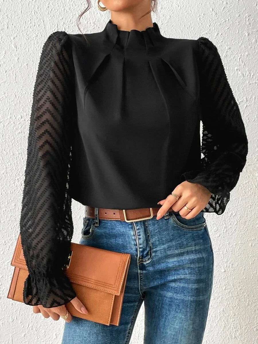 Lenora | Damenbluse mit Struktur und langen Ärmeln