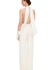 Alessia | Rückenfreier Jumpsuit mit Bindeschal und Schlitzbein