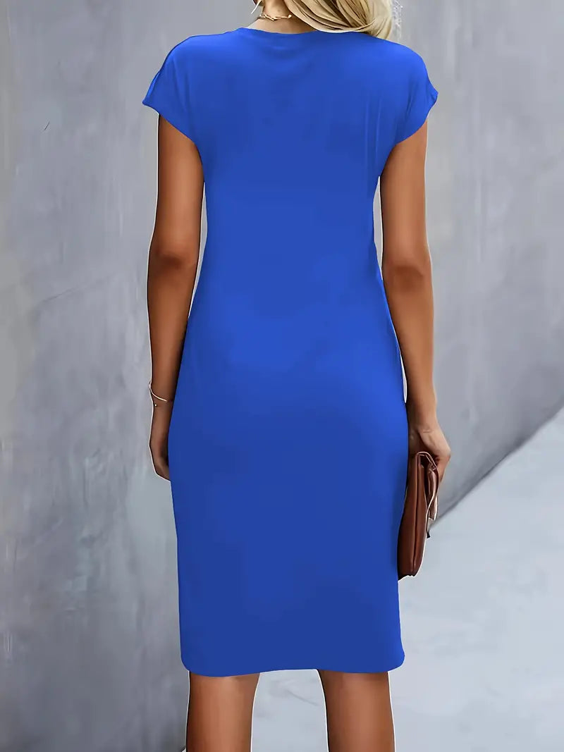 Mirella | Zeitloses Midikleid mit femininer Silhouette