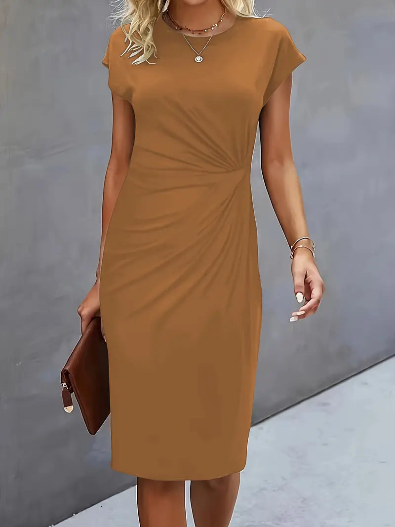 Mirella | Zeitloses Midikleid mit femininer Silhouette