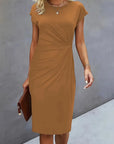Mirella | Zeitloses Midikleid mit femininer Silhouette