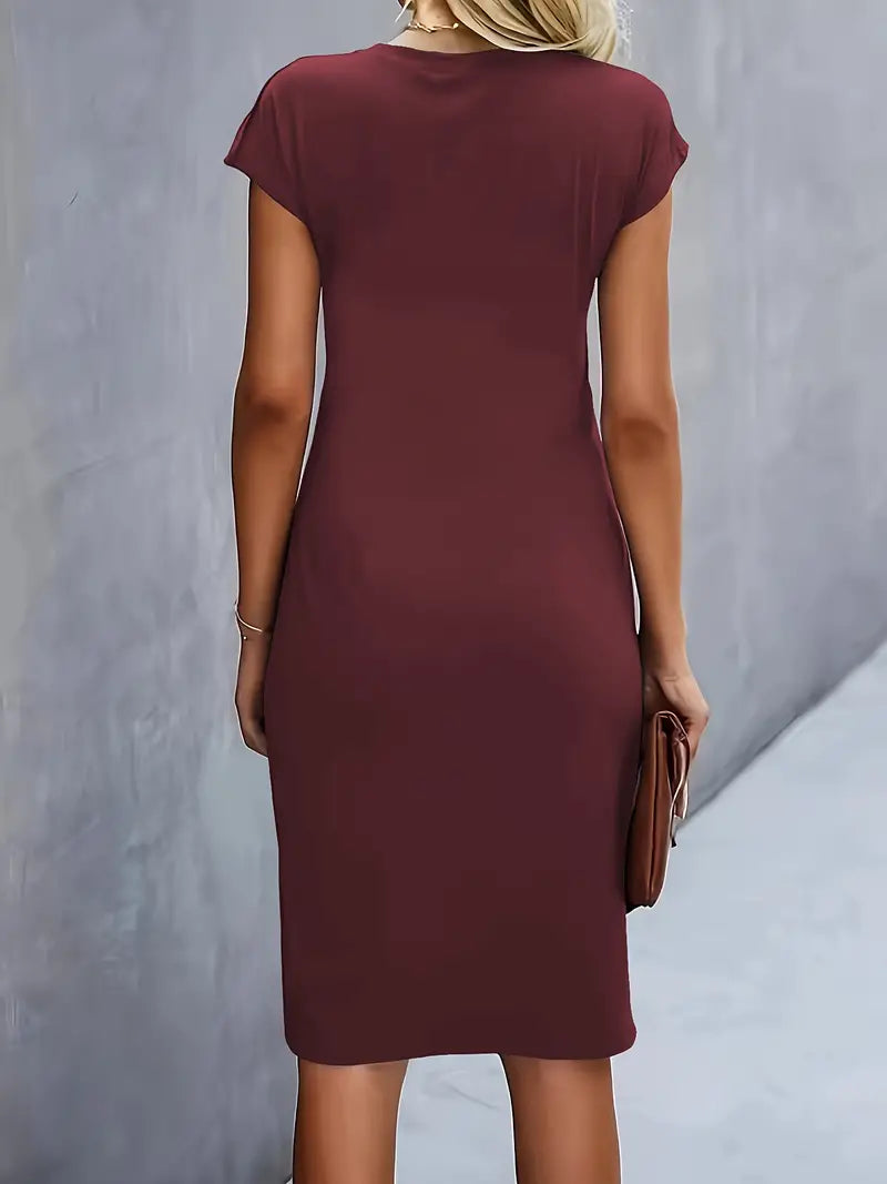 Mirella | Zeitloses Midikleid mit femininer Silhouette