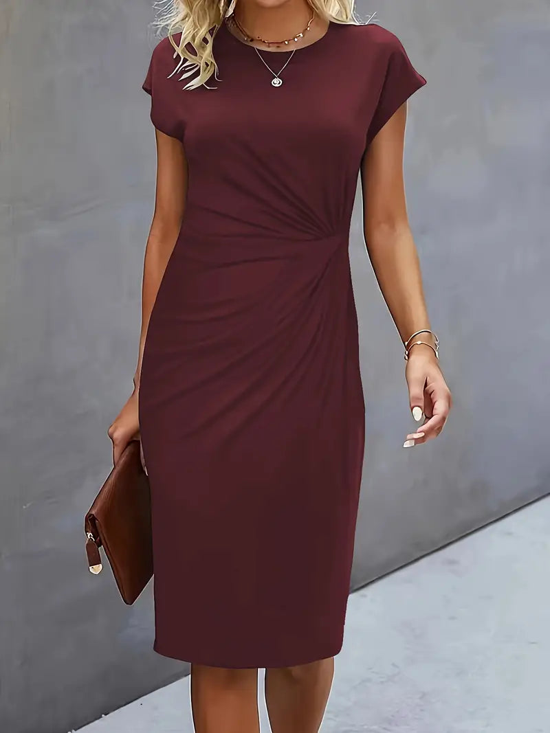 Mirella | Zeitloses Midikleid mit femininer Silhouette