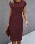 Mirella | Zeitloses Midikleid mit femininer Silhouette