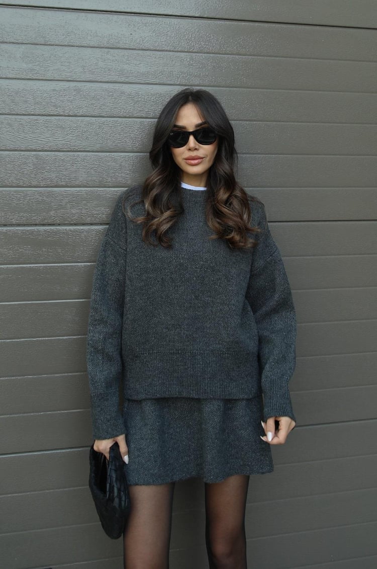 Fiora | Zweiteiliges Strickset mit Oversize-Pullover und Rock