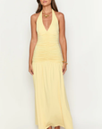 Lucinda | Figurbetontes Neckholder-Maxikleid mit Raffung