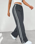MiraFit | Sportliche Jogginghose mit Seitenstreifen für Damen