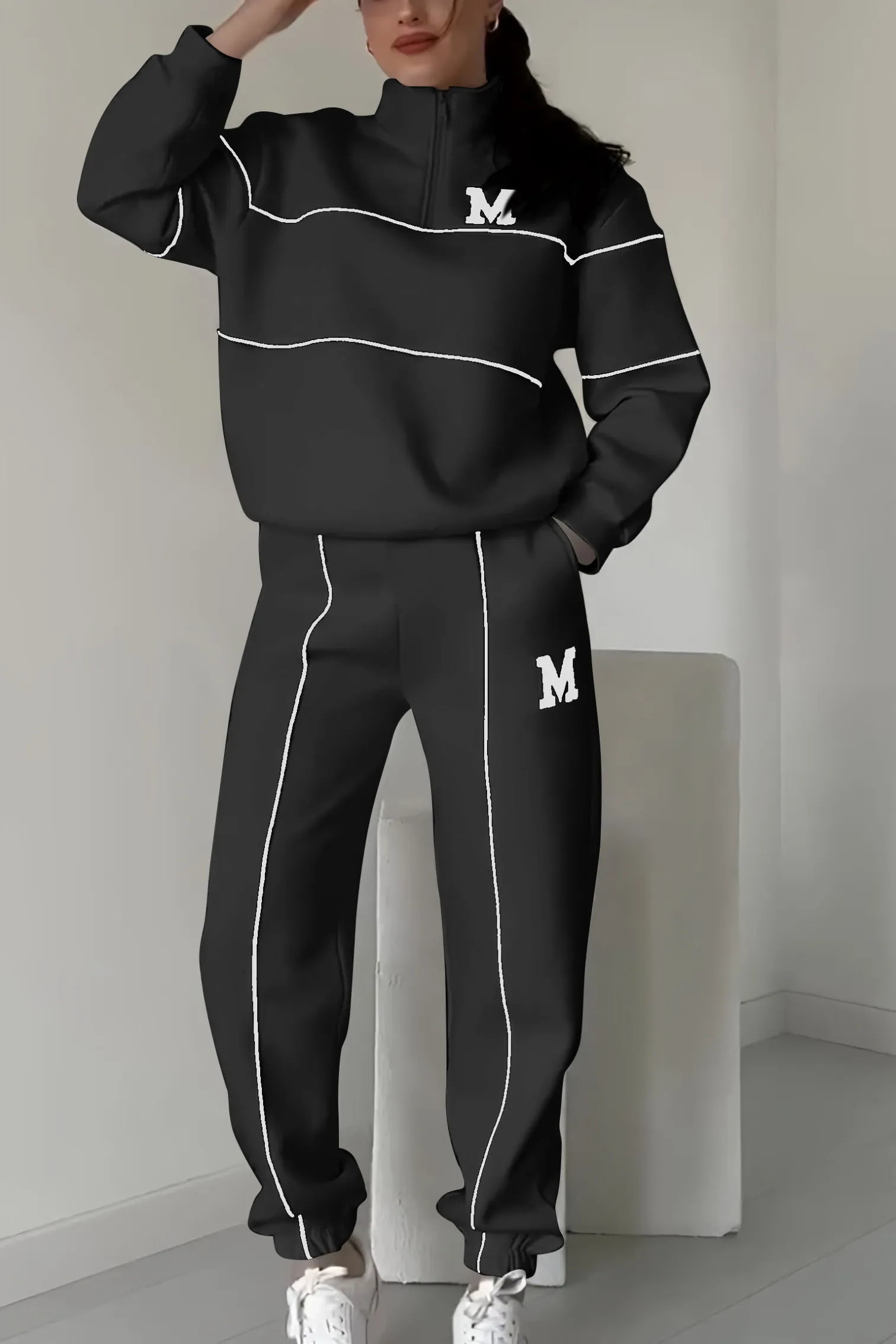 Valerie | Modernes Athleisure-Set mit Kontrastlinien und Zipper