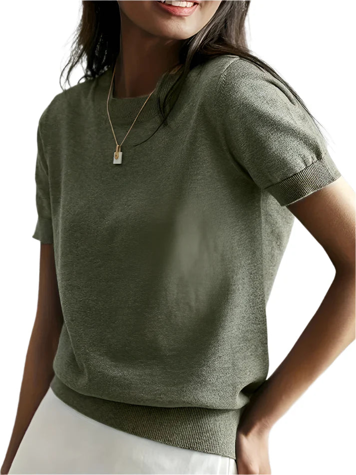 Mira | Gerippter Stricktop mit Rundhalsausschnitt und Kurzarm