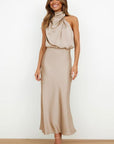 Amira | Elegantes Neckholder-Kleid für Abendanlässe