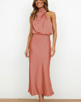 Amira | Elegantes Neckholder-Kleid für Abendanlässe