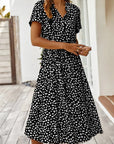 Elena | Bedrucktes Sommer-Midikleid mit kurzen Ärmeln