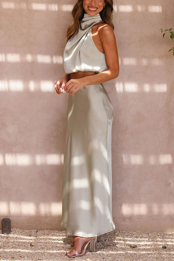 Chiara | Zweiteiler mit Halterneck-Top und High-Waist-Rock