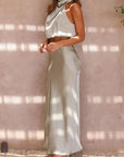 Chiara | Zweiteiler mit Halterneck-Top und High-Waist-Rock