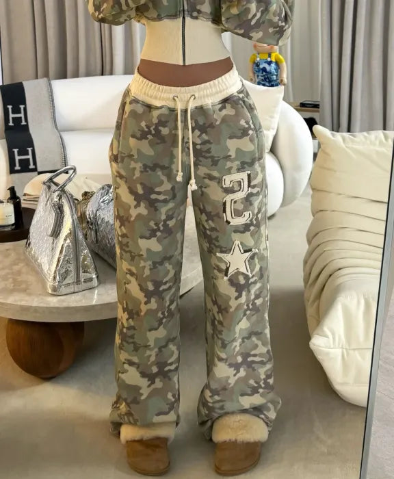 Yara | Zweiteiliges Freizeitset mit Camo-Muster