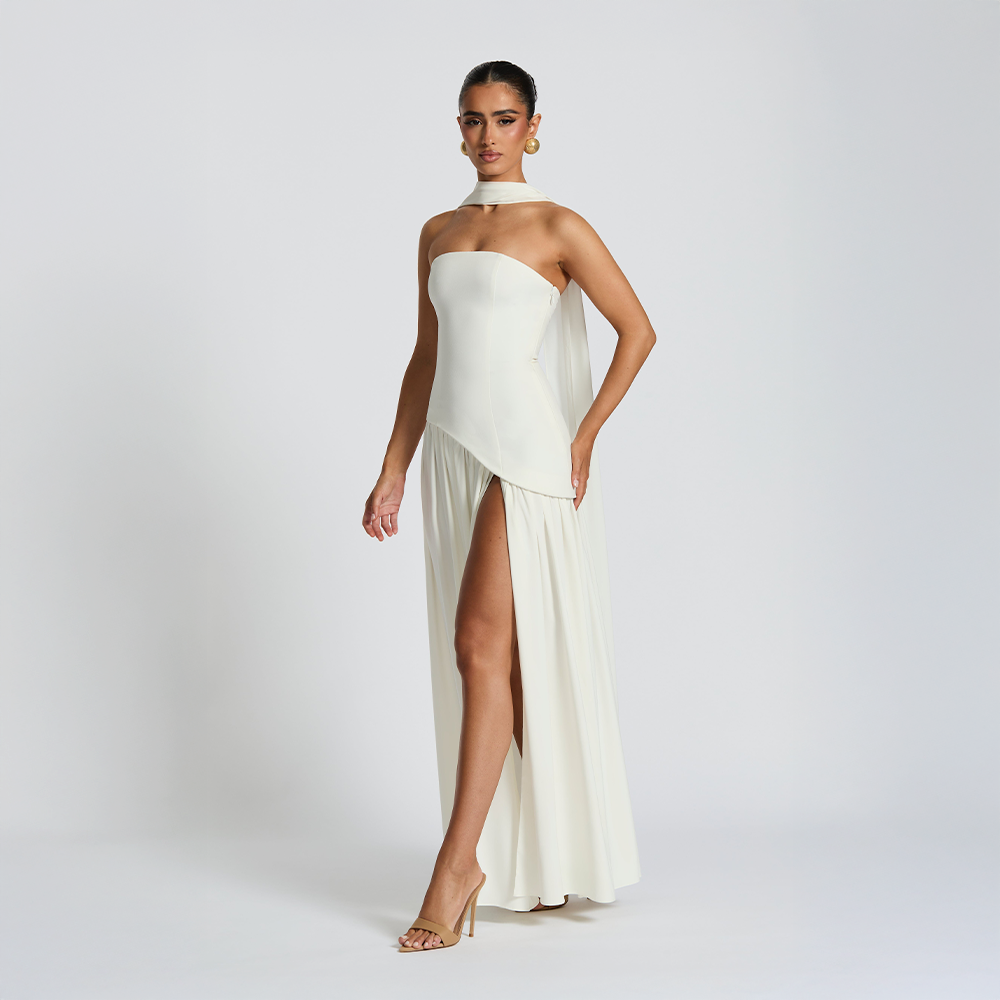 Soraya | Fließendes Maxikleid mit eleganter Silhouette